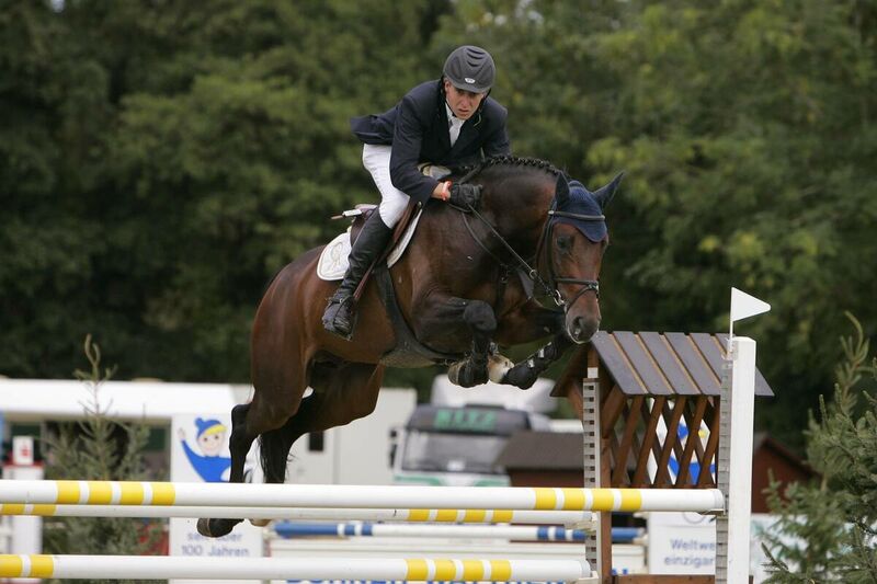 CONTHARGOS X RBR CENTINA DU ROUET (CENTUS)